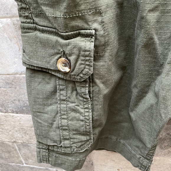 ❤️ OLD NAVY MENS CARGO SHORTS SET OF 2 SIZE 28 - Picture 8 of 11